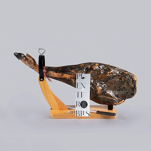 ÉPAULE DE PORC IBÉRIQUE NOURRI AUX GLANDS 75% RACE IBÉRIQUE 4.8 KG + PORTE-JAMBON ET COUTEAU OFFERTS