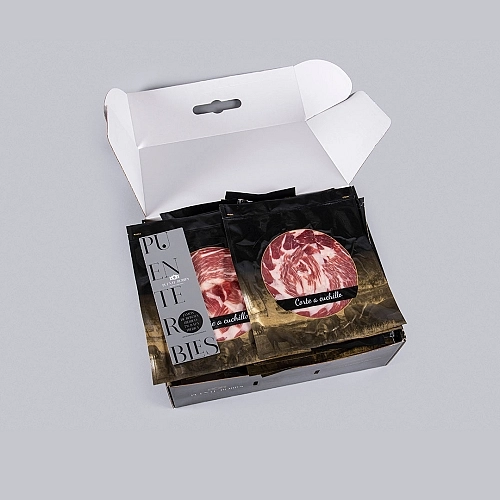 JAMBON IBÉRIQUE BELLOTA (NOURRI AU GLAND) à 75 % RACE IBÉRIQUE (découpé au couteau). JAMBON IBÉRIQUE BELLOTA (NOURRI AU GLAND) à 75 % RACE IBÉRIQUE (découpé au couteau).