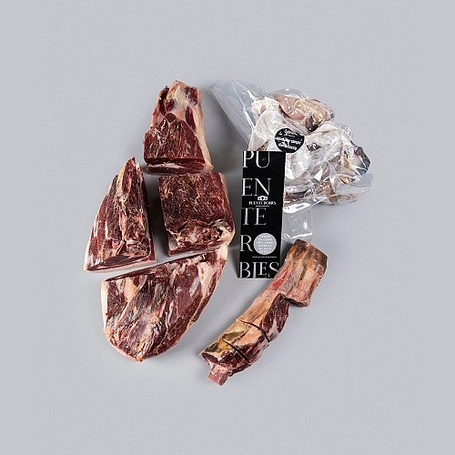 JAMBON IBÉRIQUE CEBO DE CAMPO 50% (désossé) JAMBON IBÉRIQUE CEBO DE CAMPO 50% (désossé)